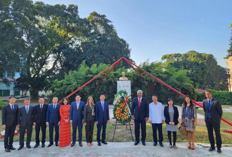 Thắt chặt quan hệ hợp tác hữu nghị đặc biệt Việt Nam - Cuba