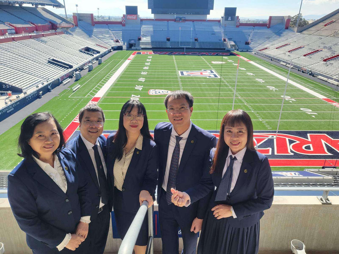 Tăng cường quan hệ đối tác và đẩy mạnh chương trình liên kết đào tạo song bằng cử nhân luật giữa Trường Đại học Luật Hà Nội và Đại học Arizona, Hoa Kỳ