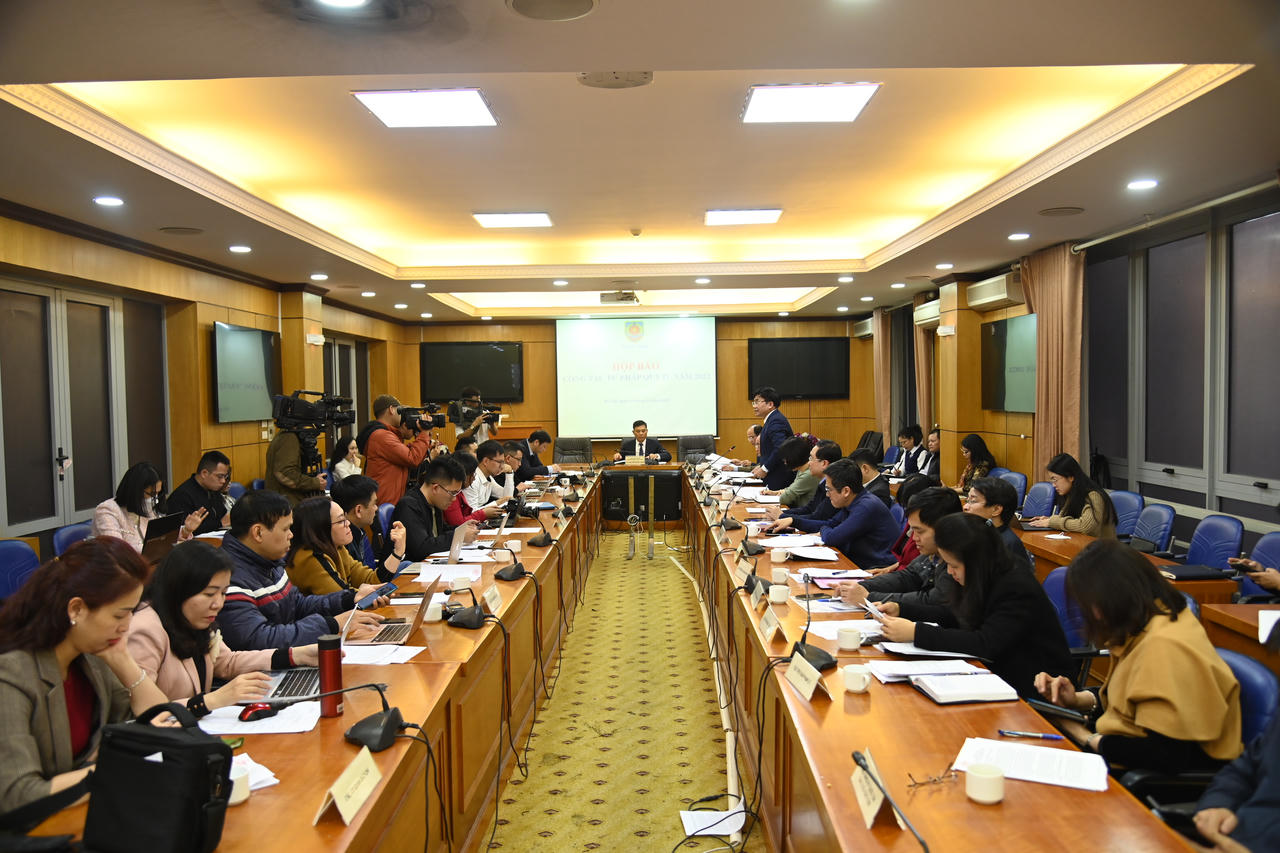 Bộ Tư pháp tổ chức họp báo quý IV/2022