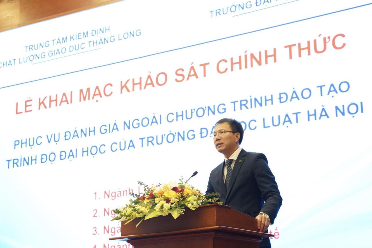 Khai mạc khảo sát chính thức đánh giá ngoài 04 chương trình đào tạo trình độ đại học của Trường Đại học Luật Hà Nội