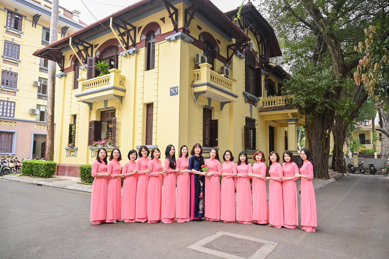 Bộ Tư pháp: Sôi nổi hưởng ứng "Tuần lễ áo dài" năm 2023 