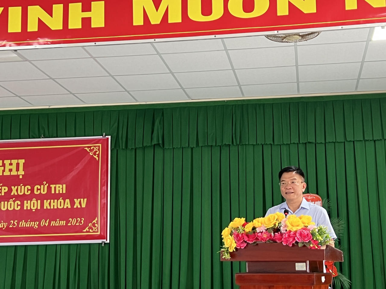 Bộ trưởng Bộ Tư pháp Lê Thành Long tiếp xúc cử tri xã Đông Hưng, huyện An Minh