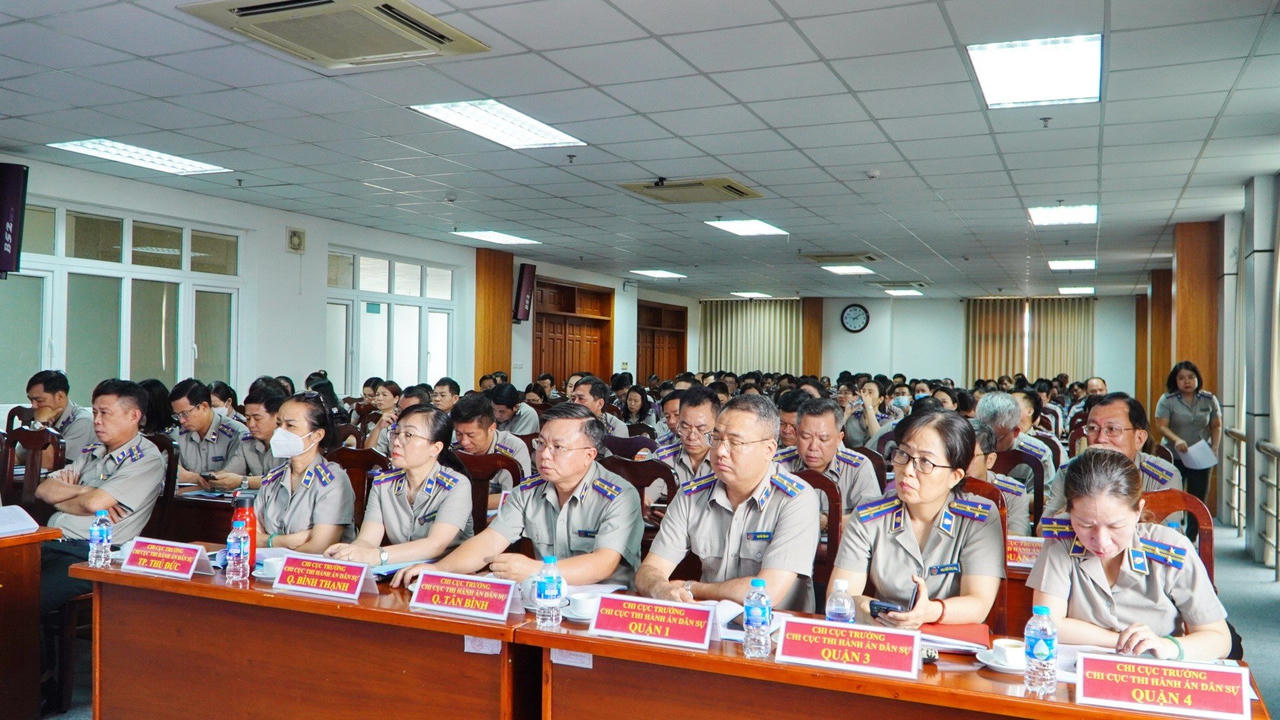 T.P Hồ Chí Minh sơ kết công tác THADS 6 tháng đầu năm