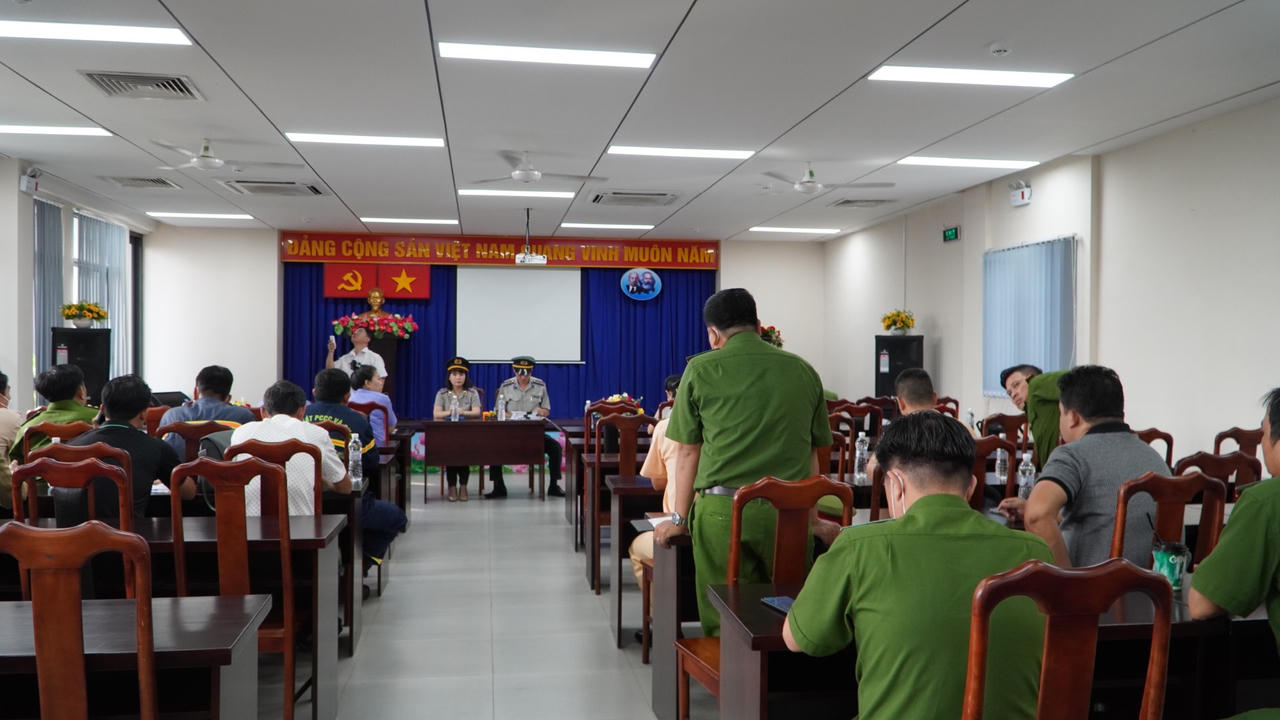 TP.HCM: Cưỡng chế buộc giao trả đất cho người được thi hành án