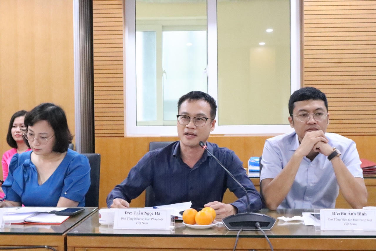 Báo Pháp luật Việt Nam - Tổng Cục Thi hành án dân sự: Phối hợp nâng cao hiệu quả công tác truyền thông