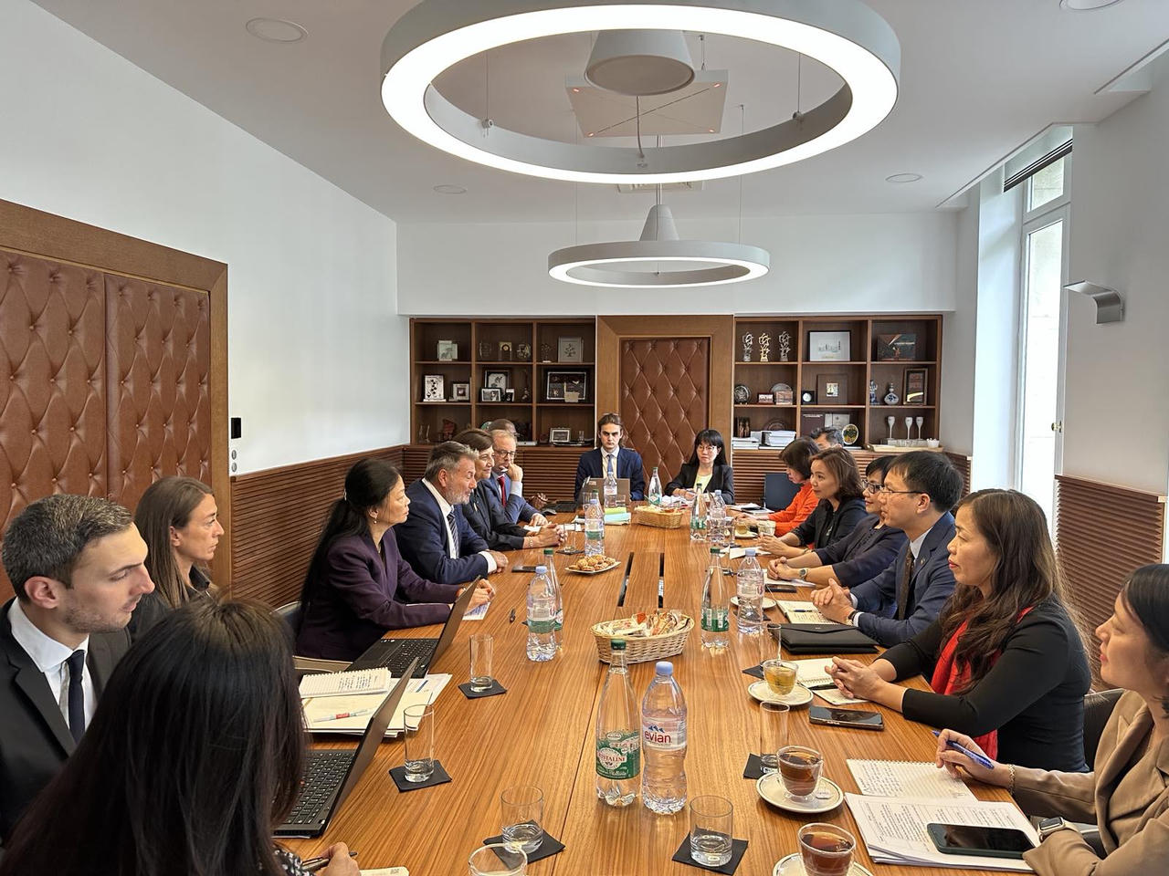 Thúc đẩy hợp tác đào tạo pháp luật giữa Trường Đại học Luật Hà Nội với các đối tác Cộng hòa Pháp