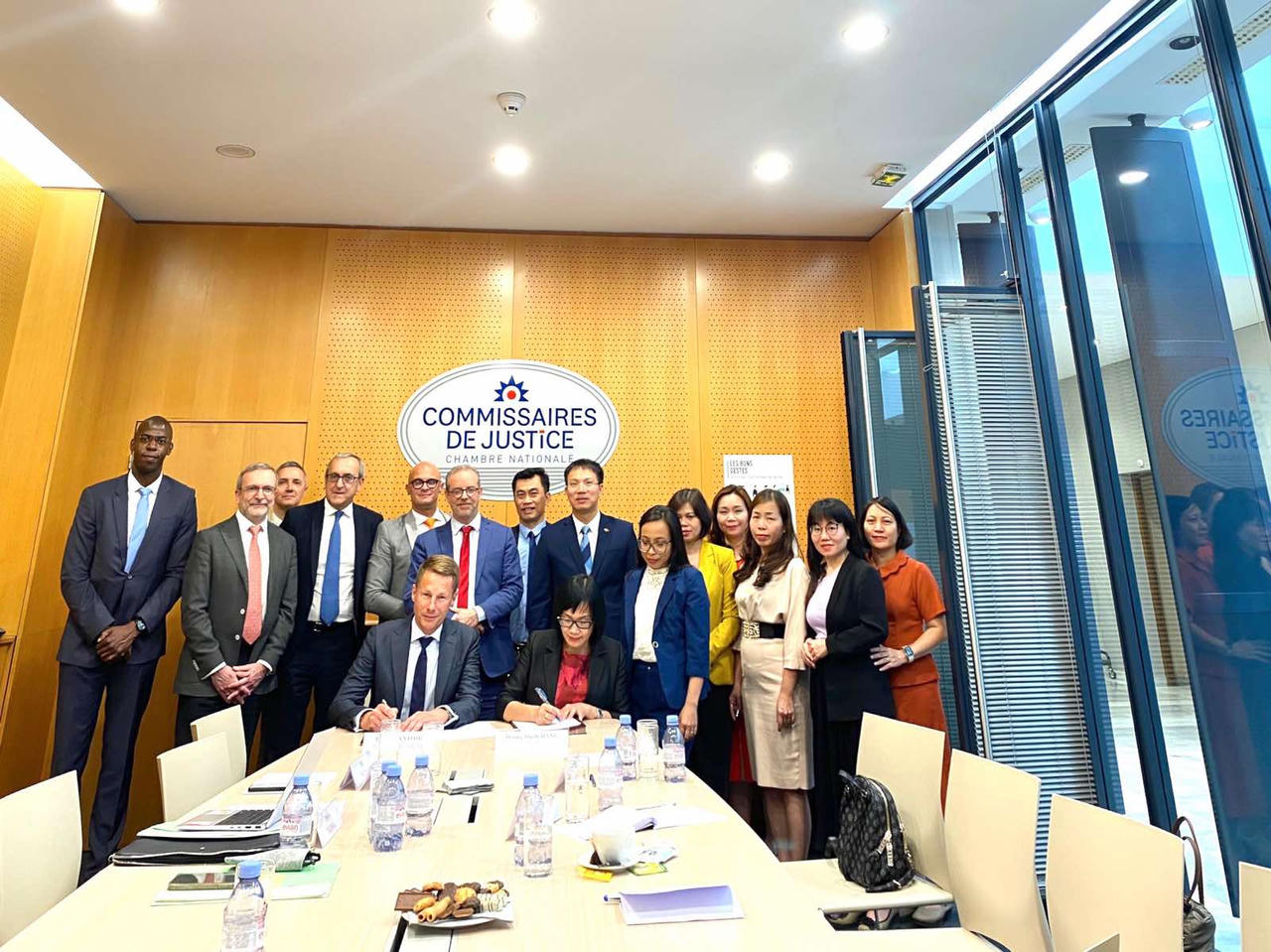 Thúc đẩy hợp tác đào tạo pháp luật giữa Trường Đại học Luật Hà Nội với các đối tác Cộng hòa Pháp