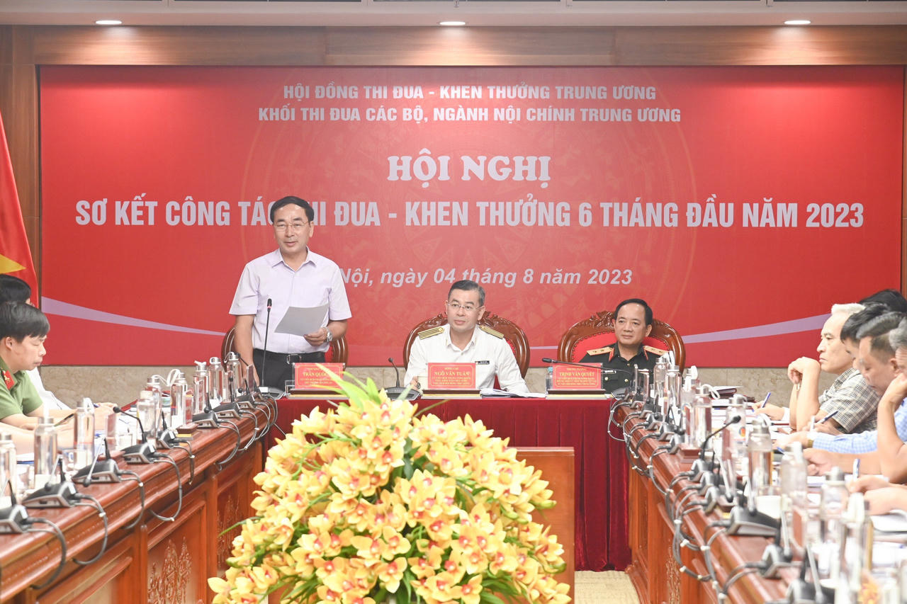 Đổi mới nội dung, phương thức tổ chức phong trào thi đua
