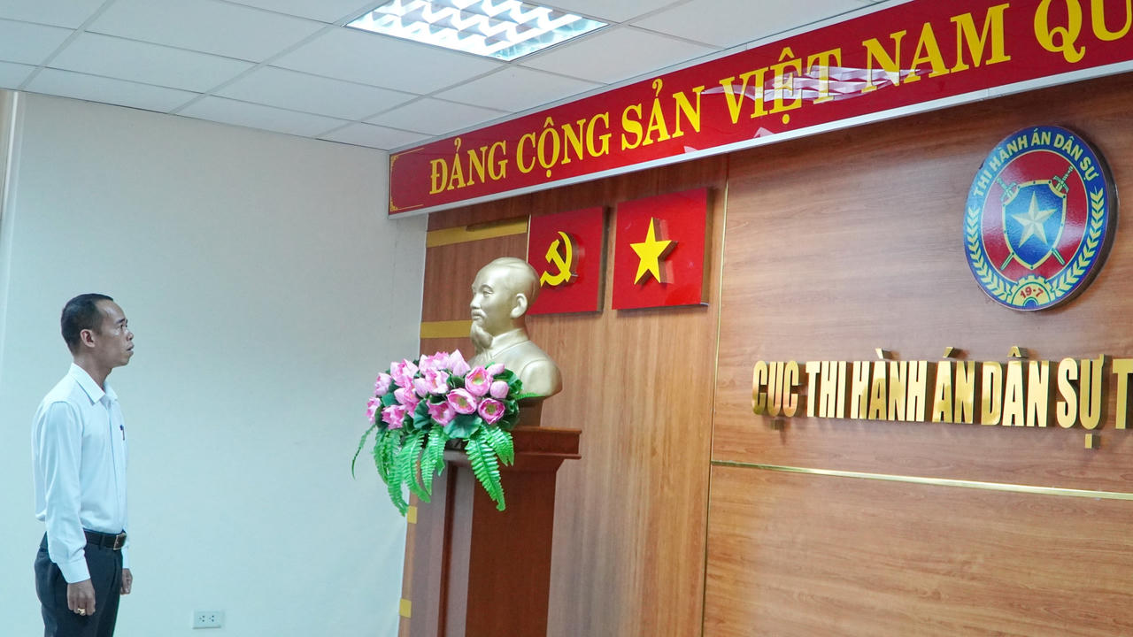 Đảng bộ Cục THADS TP. HCM: Chi bộ Phòng Nghiệp vụ 2 kết nạp đảng viên mới