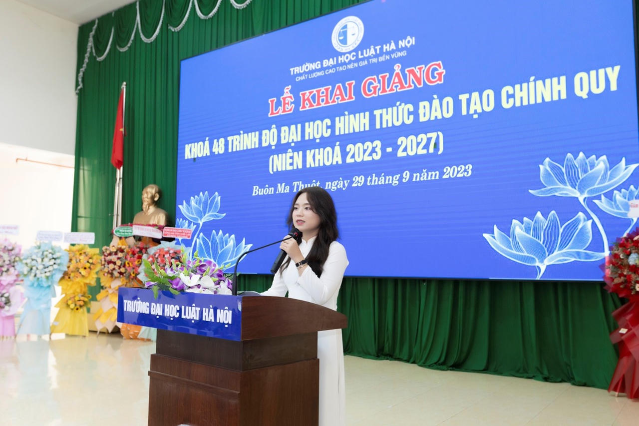 Phân hiệu Trường Đại học Luật Hà Nội tại Đắk Lắk tổ chức Lễ khai giảng Khoá 48