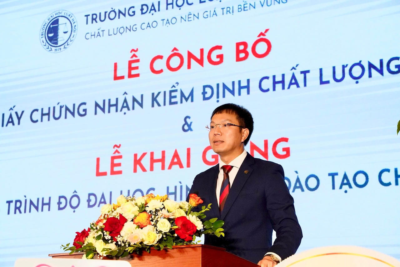 Trường Đại học Luật Hà Nội: Khai giảng khoá 48 trình độ Đại học, hình thức đào tạo chính quy