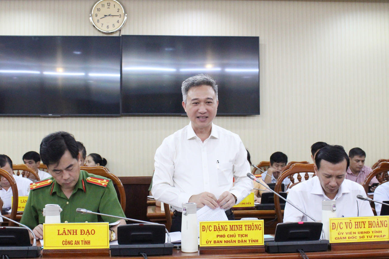 Thứ trưởng Đặng Hoàng Oanh kiểm tra tình hình thi hành pháp luật về xử lý xử lý vi phạm hành chính tại Bà Rịa – Vũng Tàu