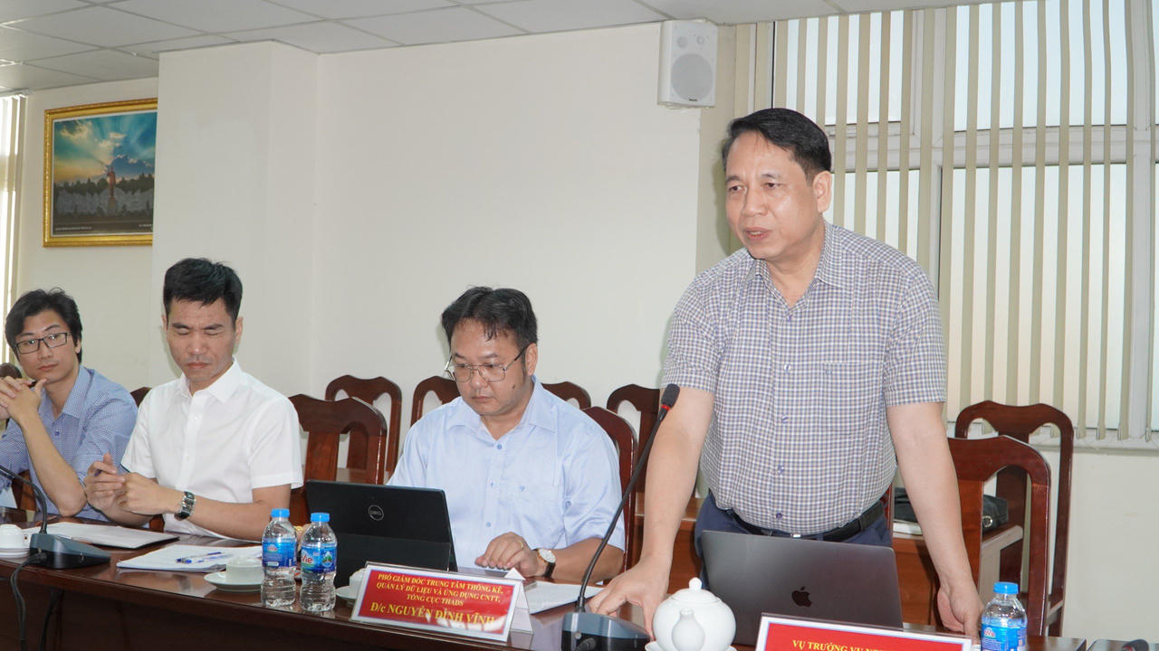 Phó Tổng cục trưởng Nguyễn Văn Lực làm việc tại Cục Thi hành án dân sự TPHCM