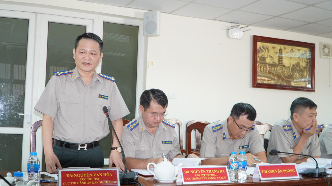 Phó Tổng cục trưởng Nguyễn Văn Lực làm việc tại Cục Thi hành án dân sự TPHCM