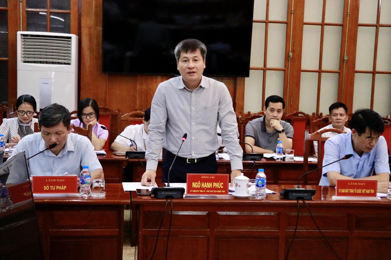 Thứ trưởng Bộ Tư pháp Đặng Hoàng Oanh làm việc tại Yên Bái