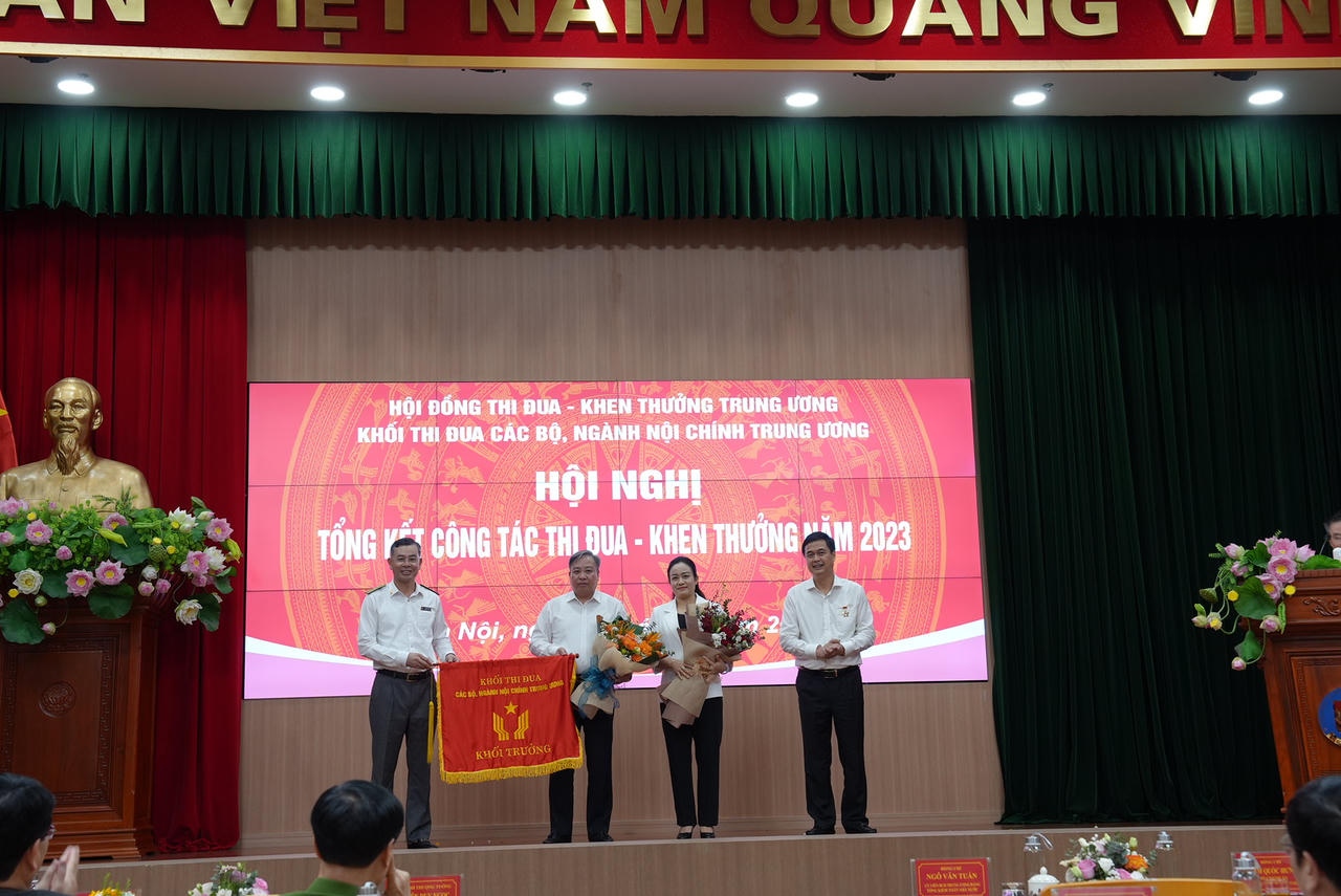 Khối Thi đua các bộ, ngành nội chính TW tổng kết công tác Thi đua – khen thưởng