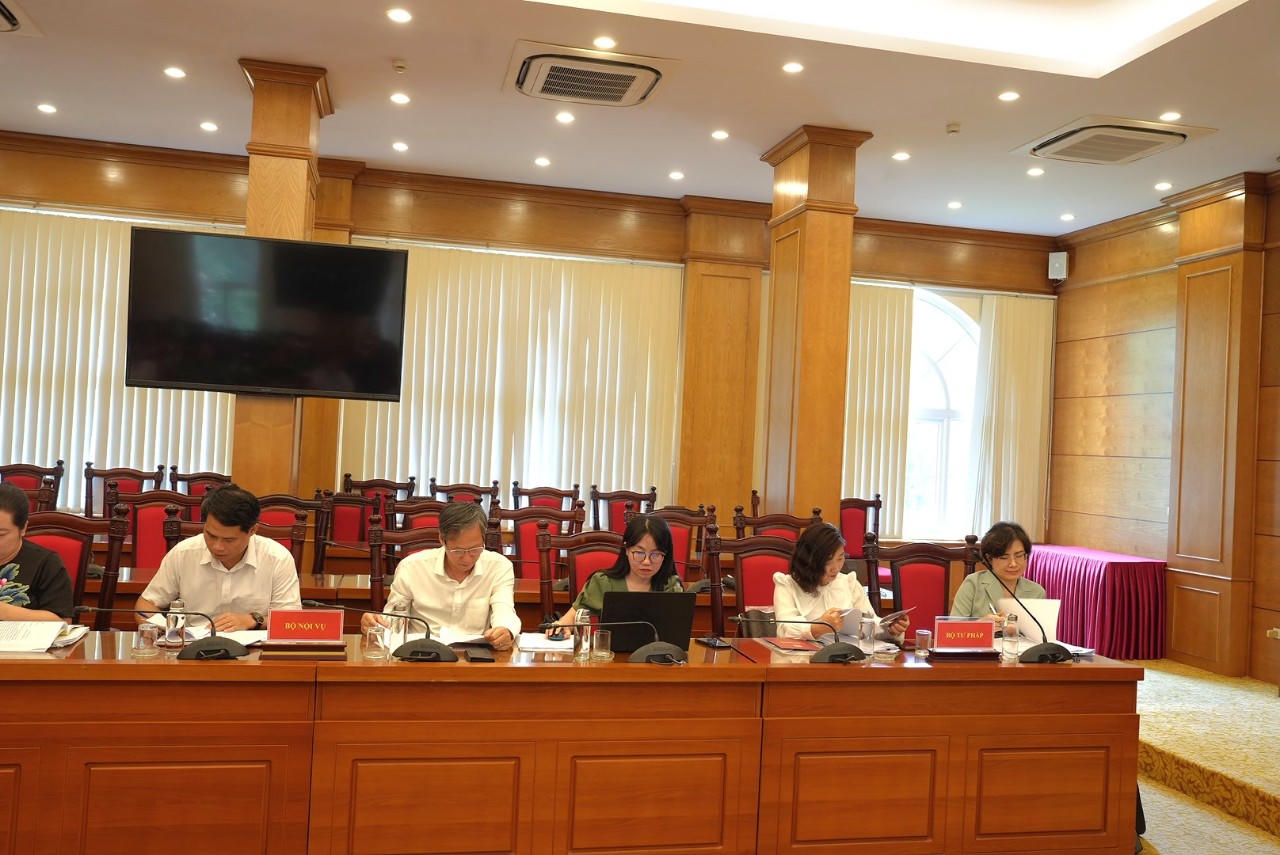 Thứ trưởng Đặng Hoàng Oanh kiểm tra, đôn đốc việc thực hiện sắp xếp đơn vị hành chính tại Phú Thọ, Sơn La, Vĩnh Phúc