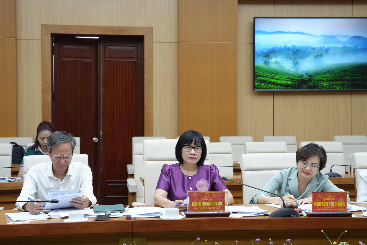 Thứ trưởng Đặng Hoàng Oanh kiểm tra, đôn đốc việc thực hiện sắp xếp đơn vị hành chính tại Phú Thọ, Sơn La, Vĩnh Phúc