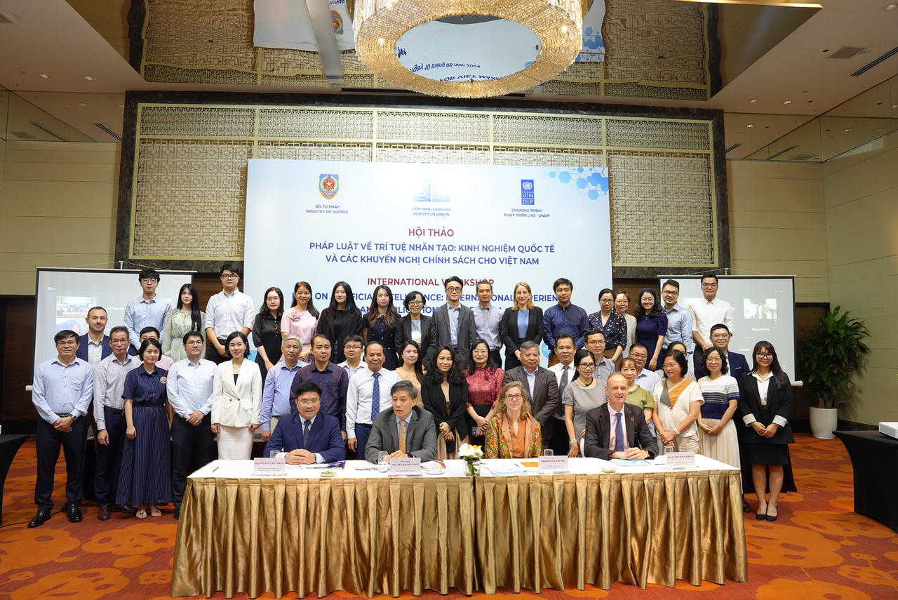 Khai mạc Hội thảo khoa học Pháp luật về trí tuệ nhân tạo