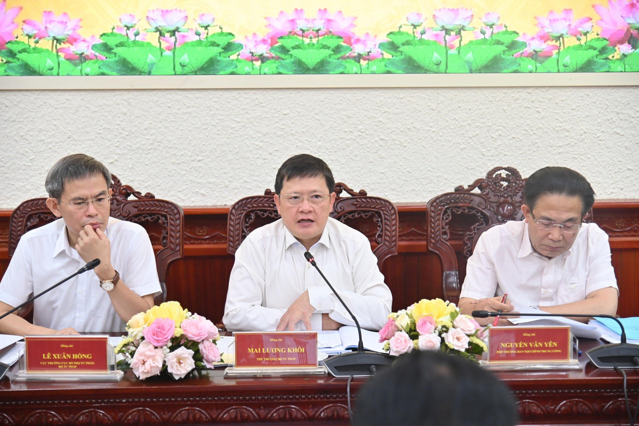 Hoàn thiện pháp luật liên quan đến hoạt động giám định tư pháp