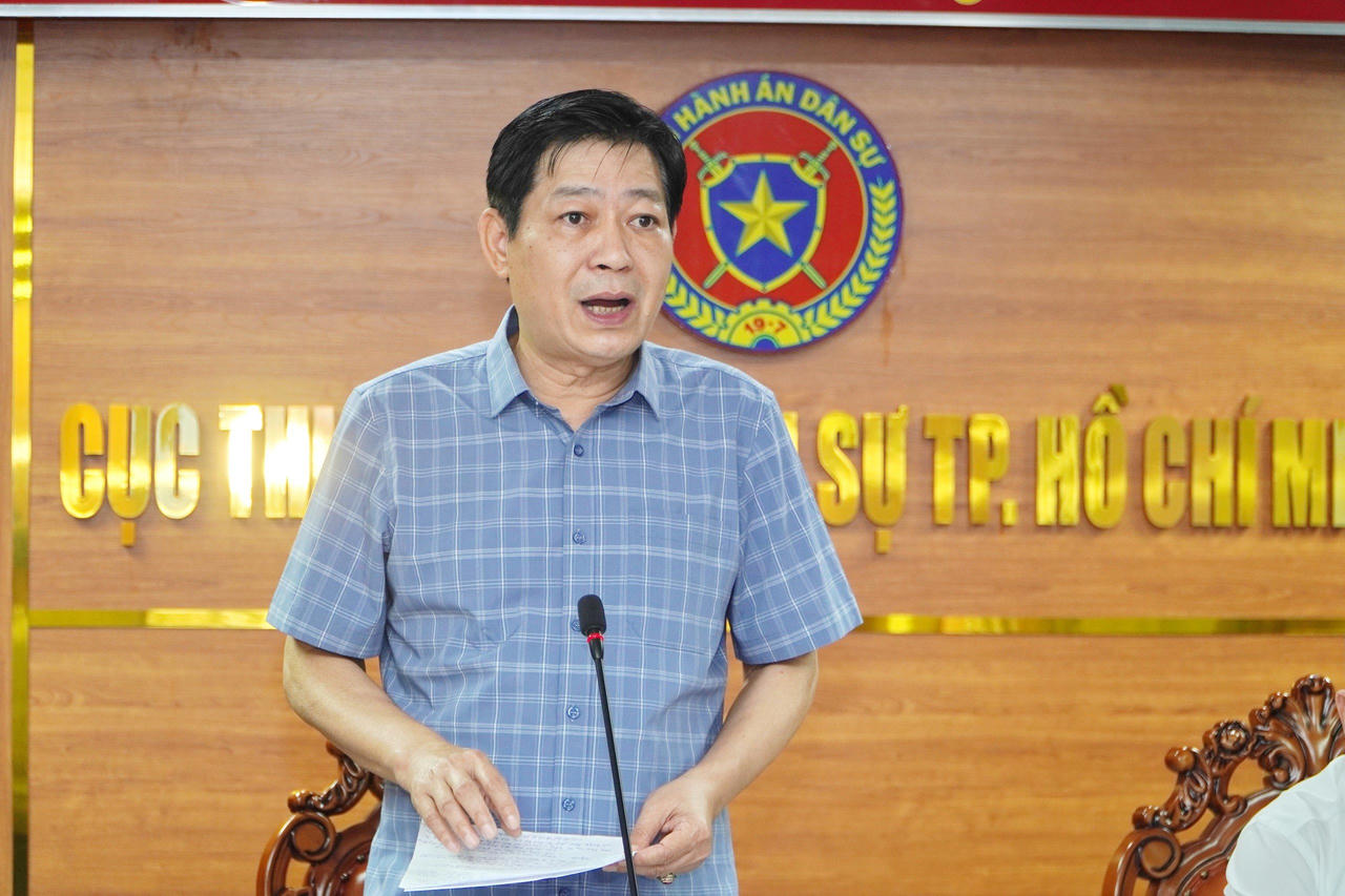 Tổng cục trưởng Nguyễn Quang Thái làm việc tại Cục Thi hành án dân sự Thành phố Hồ Chí Minh