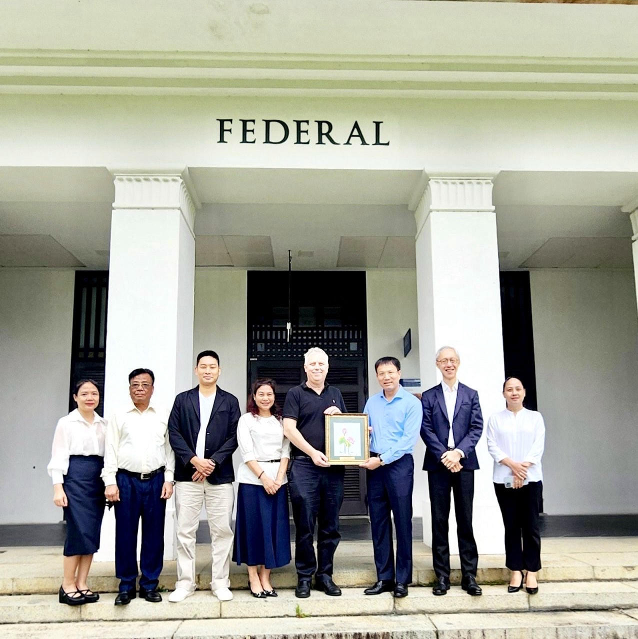 Trường Đại học Luật Hà Nội: Mở rộng và tăng cường hợp tác với các cơ sở đào tạo luật tại Singapore 
