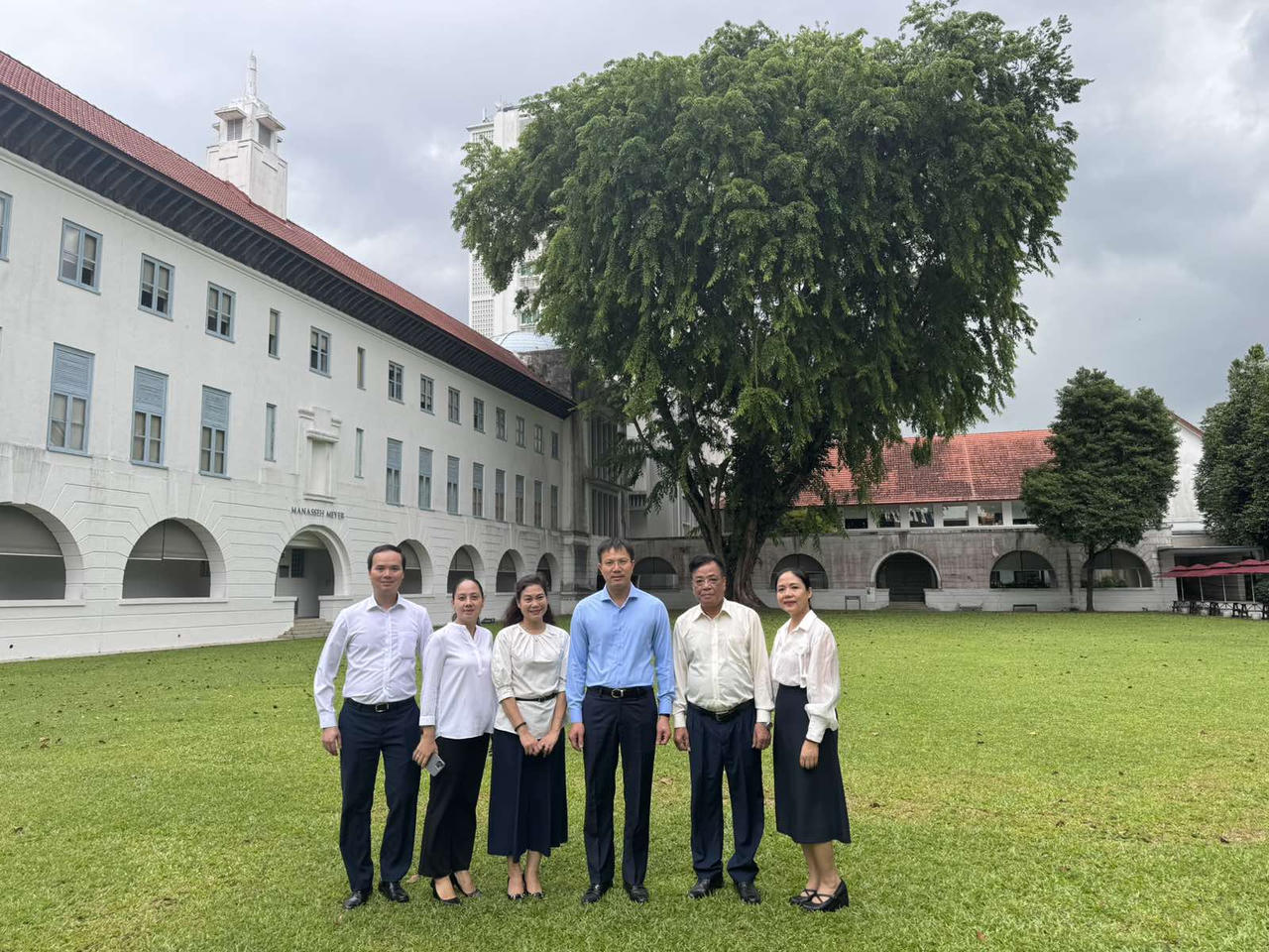 Trường Đại học Luật Hà Nội: Mở rộng và tăng cường hợp tác với các cơ sở đào tạo luật tại Singapore 
