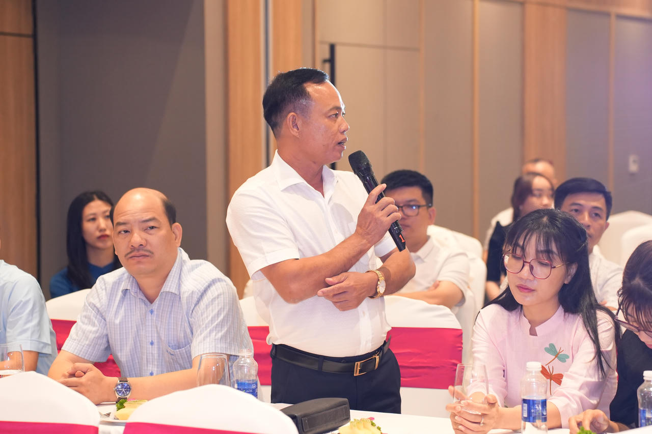 Báo Pháp luật Việt Nam: Tăng cường đoàn kết để phát triển mạnh mẽ và vững chắc