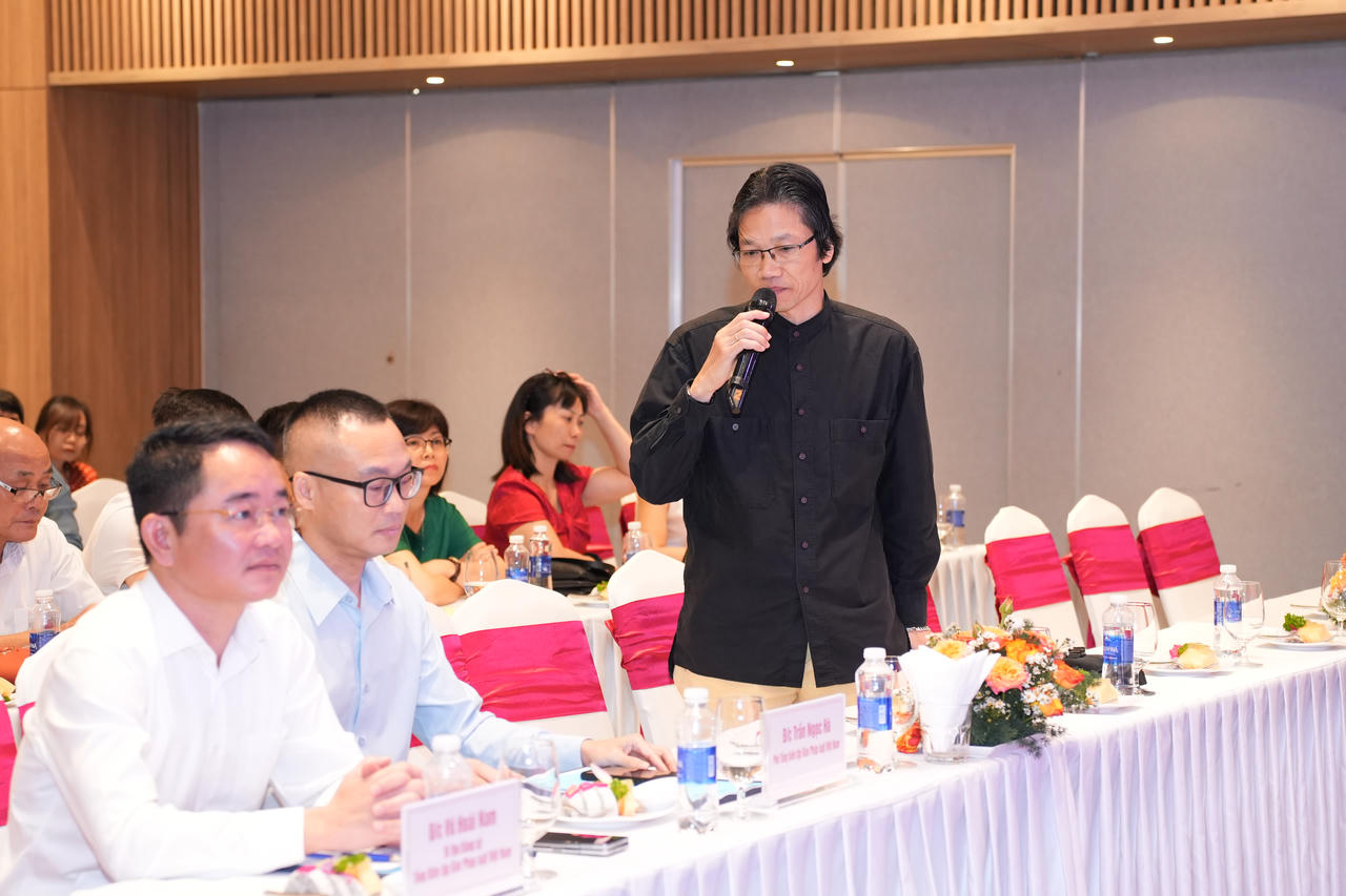 Báo Pháp luật Việt Nam: Tăng cường đoàn kết để phát triển mạnh mẽ và vững chắc