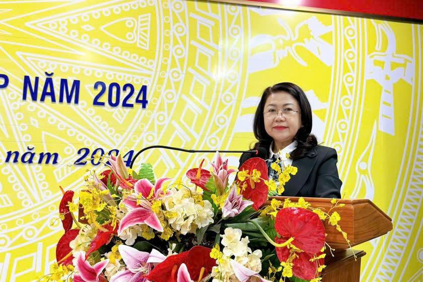 Hình ảnh Tổng Bí thư Nguyễn Phú Trọng trong lòng cán bộ Tư pháp 