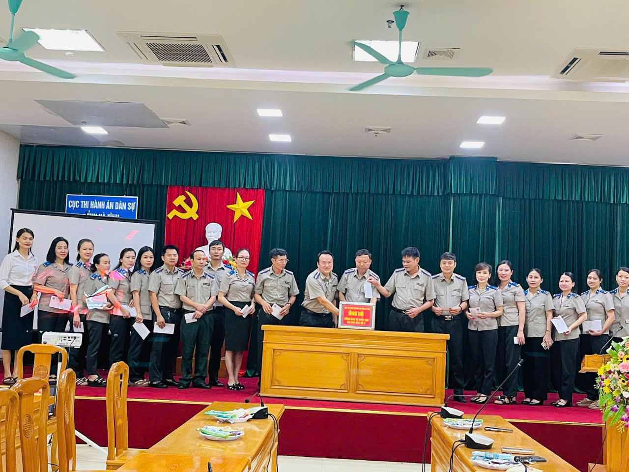 Các cơ quan Thi hành án dân sự khẩn trương khắc phục hậu quả sau cơn bão số 3