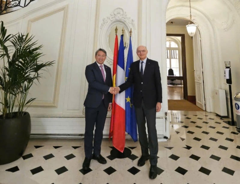 Tạo động lực mới cho quan hệ hợp tác pháp luật và tư pháp giữa Việt Nam và Cộng hoà Pháp