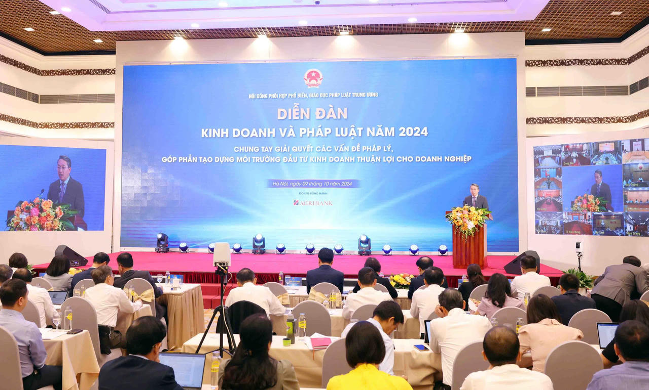 Phó Thủ tướng Chính phủ Lê Thành Long dự Diễn đàn "Kinh doanh và Pháp luật" năm 2024