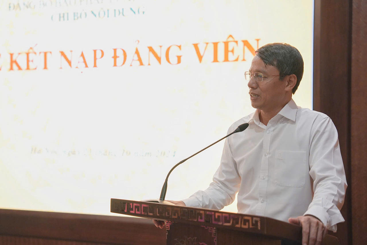 Chi bộ Khối Nội dung, Đảng bộ Báo Pháp luật Việt Nam kết nạp đảng viên mới