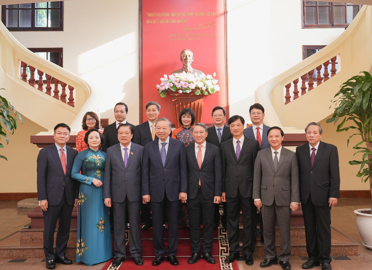 Bài 2: Không để “lỡ thời cơ phát triển của đất nước trong kỷ nguyên mới”