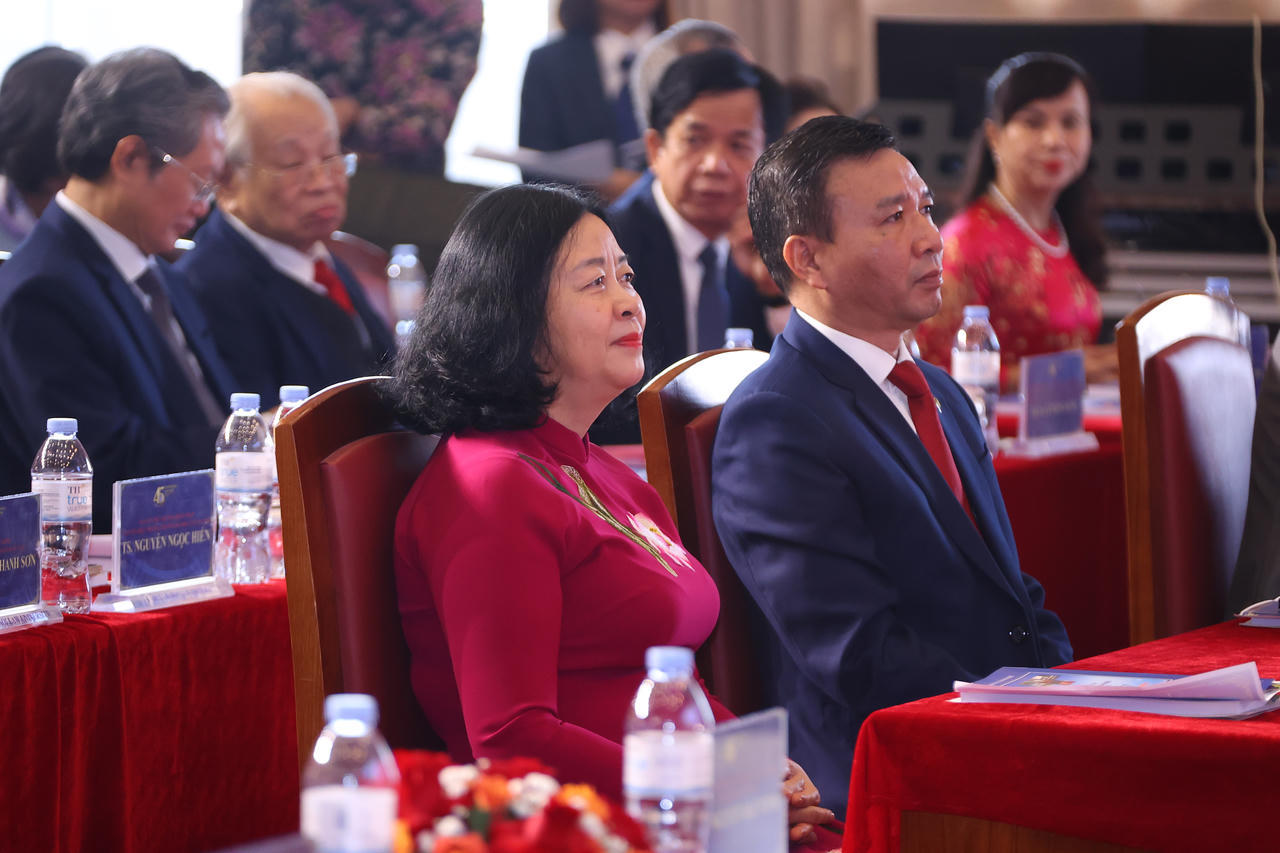 45 năm thành lập Trường Đại học Luật Hà Nội: Không ngừng nâng cao vị thế, uy tín, thương hiệu