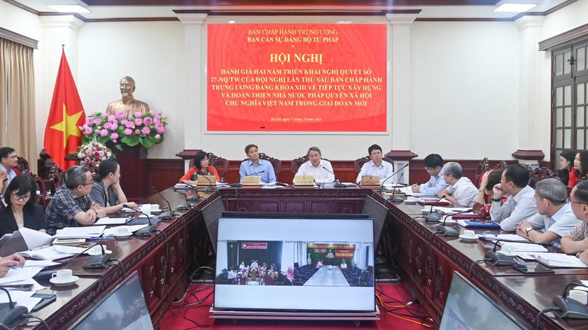 Đổi mới tư duy xây dựng pháp luật: Góp phần khơi thông mọi nguồn lực để phát triển. Bài 1: Tầm nhìn dài hạn của Đảng trong hoạch định đường lối về xây dựng pháp luật