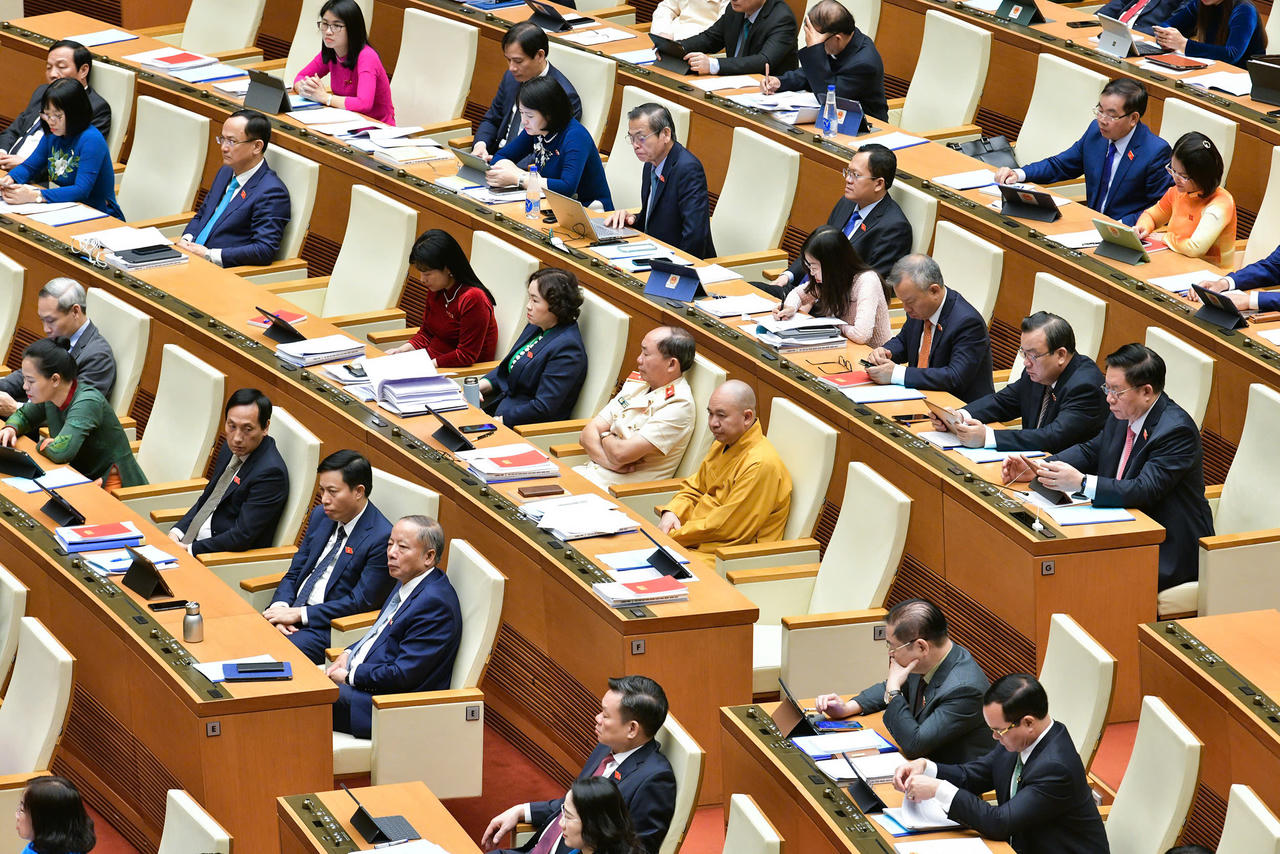 Đổi mới tư duy xây dựng pháp luật: Góp phần khơi thông mọi nguồn lực để phát triển. Bài 1: Tầm nhìn dài hạn của Đảng trong hoạch định đường lối về xây dựng pháp luật