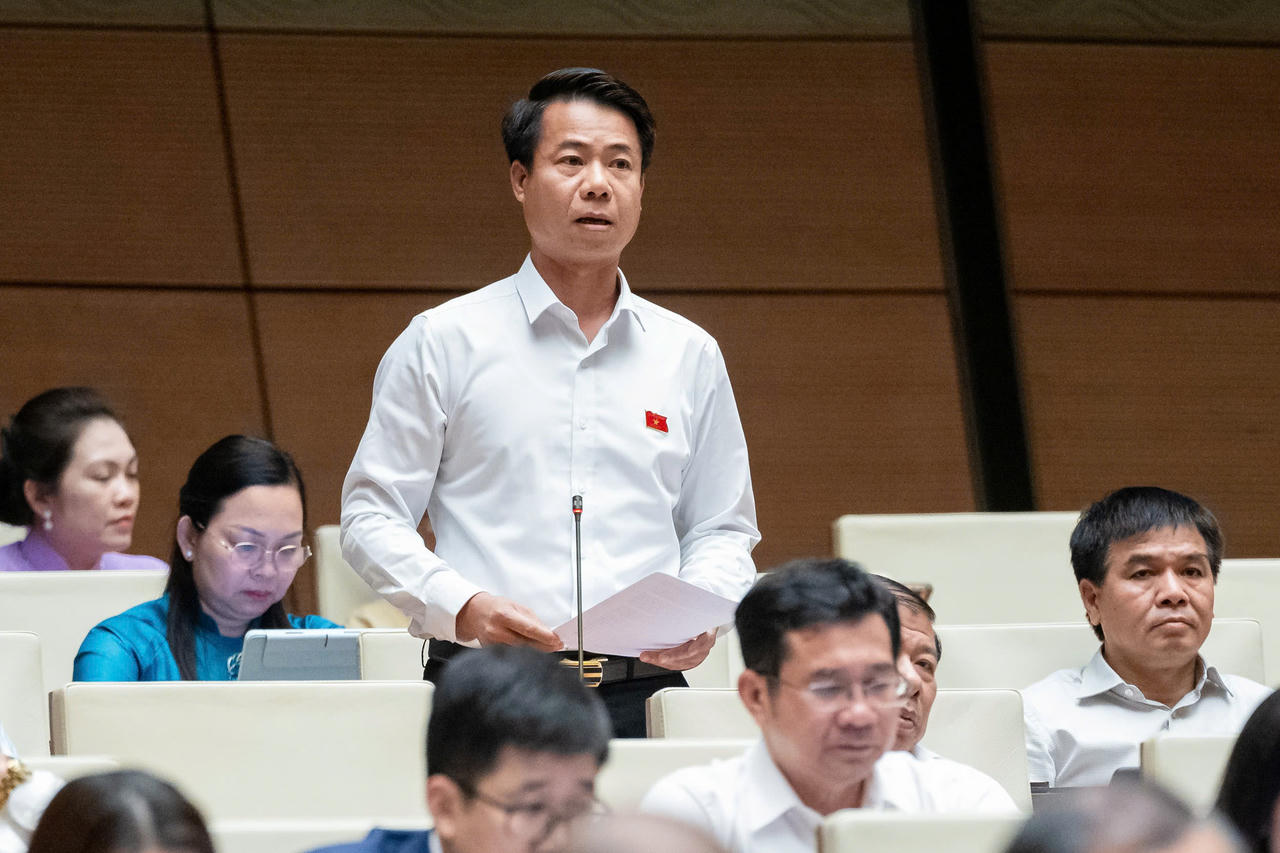 Bài 4: Đổi mới mạnh mẽ trong công tác lập pháp ngay từ Kỳ họp thứ 8