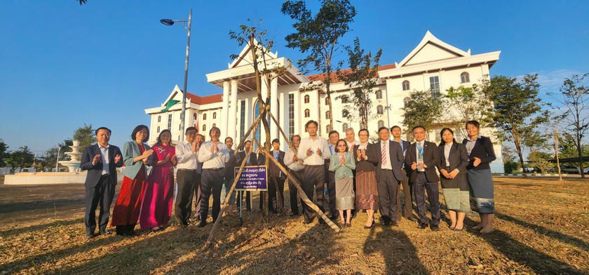 Bộ trưởng Bộ Tư pháp Nguyễn Hải Ninh kết thúc tốt đẹp chuyến thăm và làm việc tại CHDCND Lào