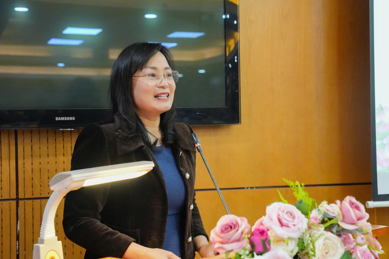 Sinh hoạt chuyên đề "95 năm vinh quang Đảng Cộng sản Việt Nam, tự hào và trách nhiệm"