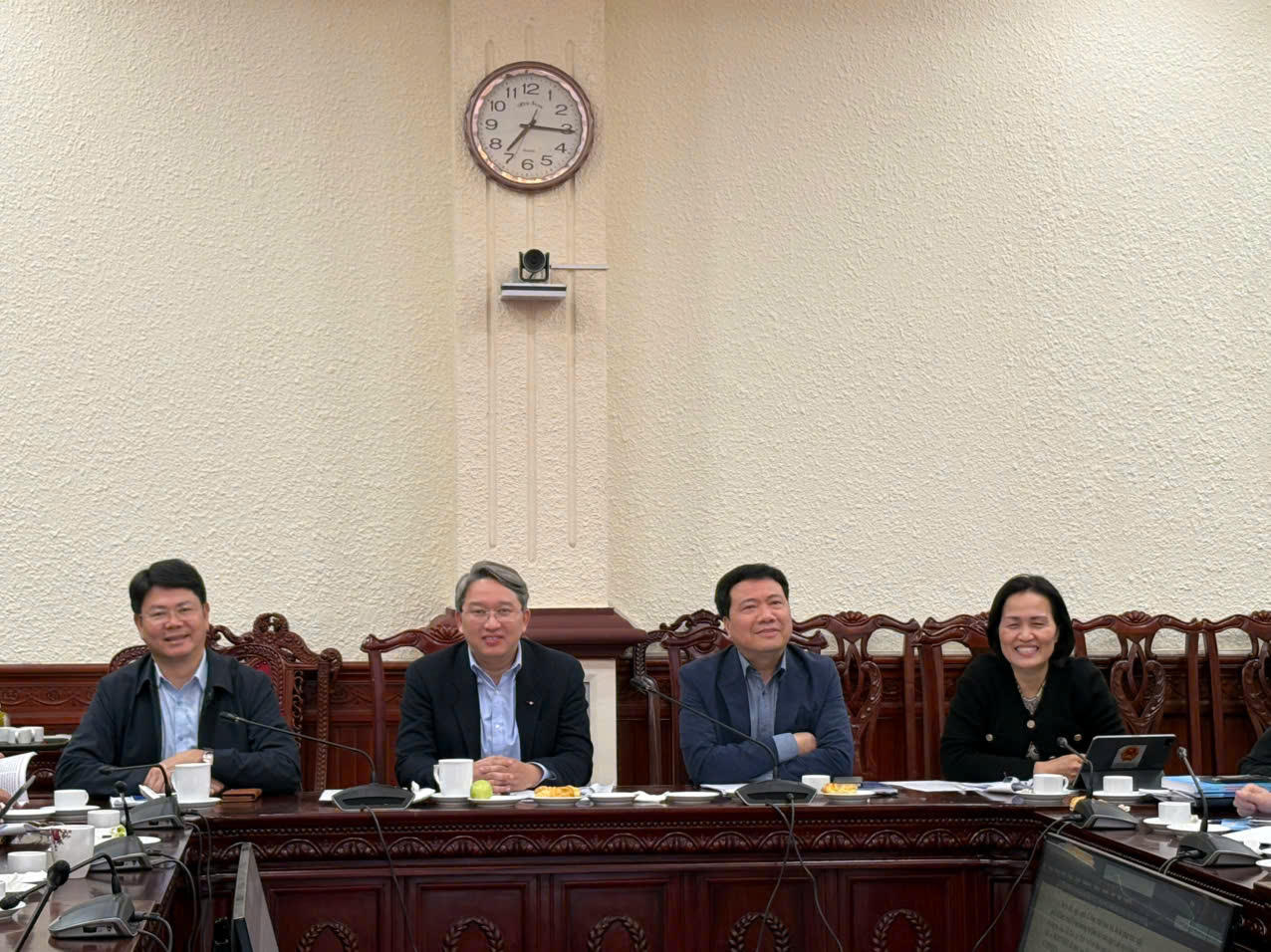 Cần nghiên cứu mở rộng hơn đối tượng được tham vấn chính sách