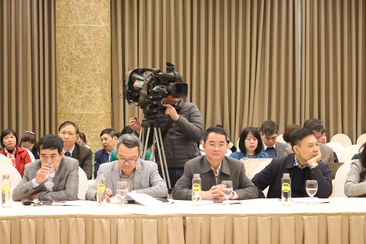 "Dám thay thế, loại bỏ các luật không còn phù hợp"