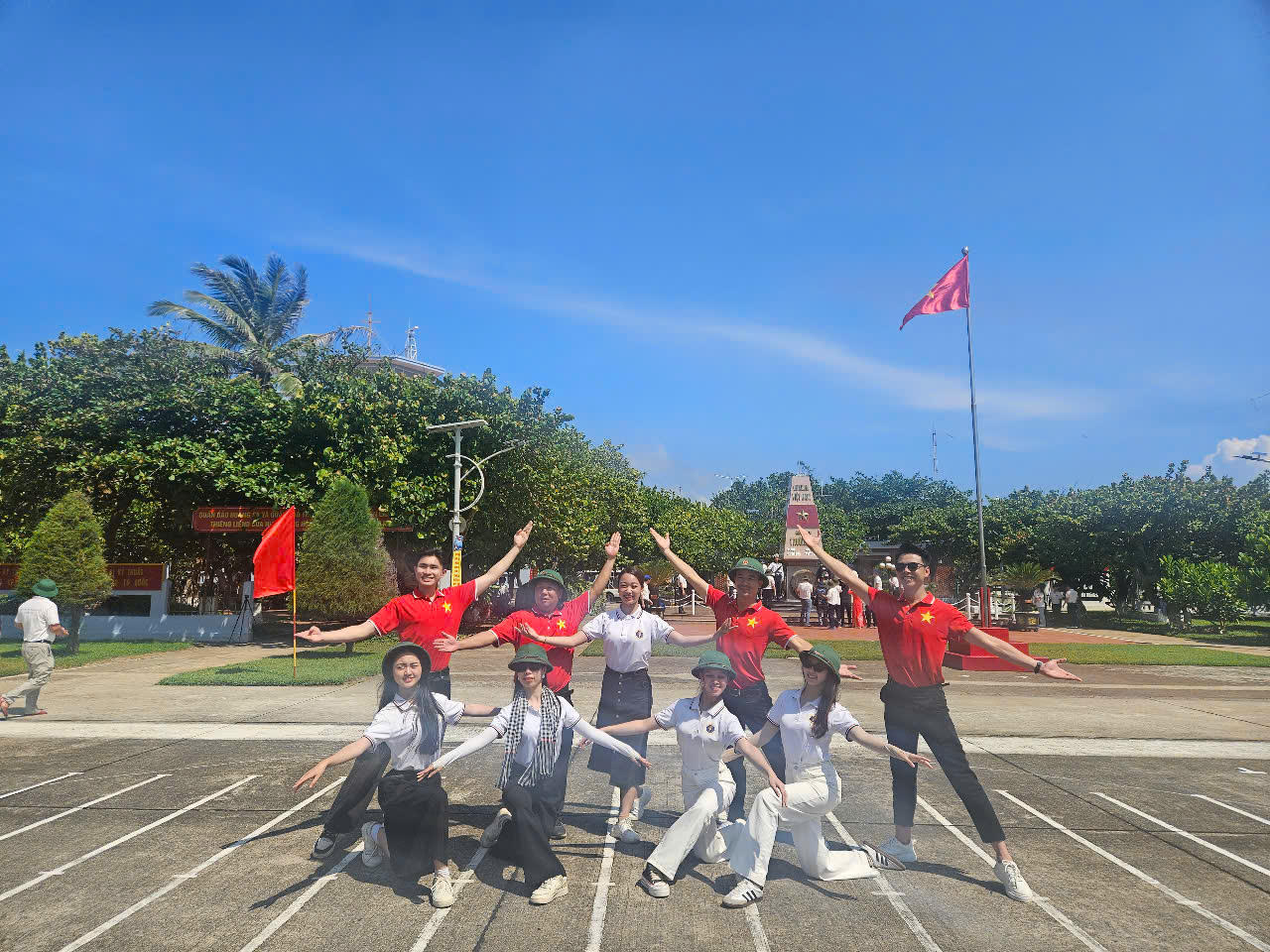 Những người mang “cơn gió mát lành” đến với đảo Trường Sa