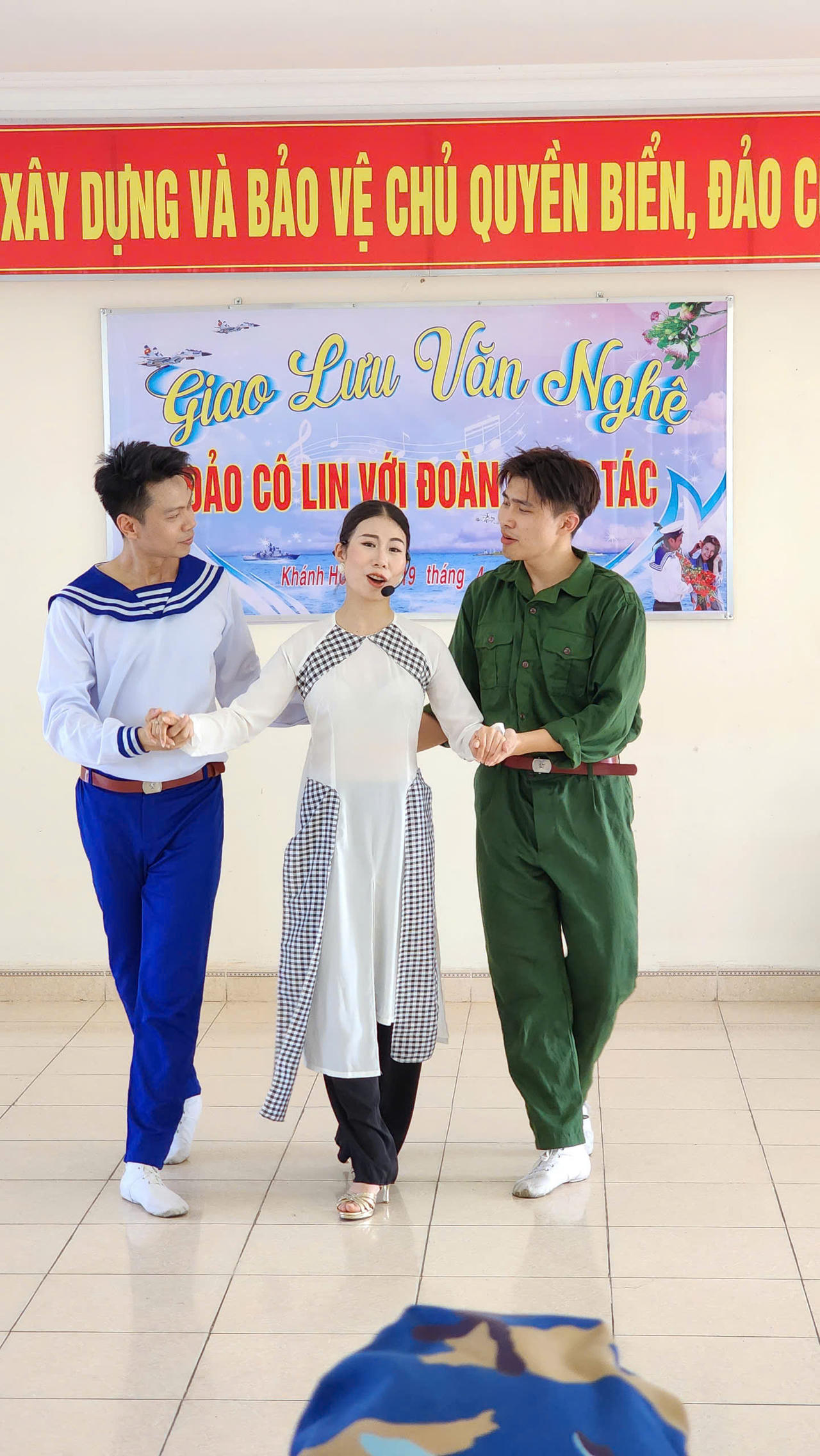 Những người mang “cơn gió mát lành” đến với đảo Trường Sa