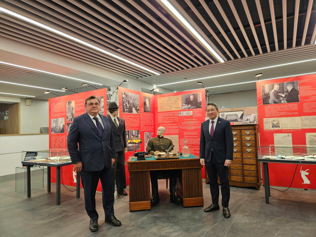 Làm sâu sắc hơn quan hệ hợp tác truyền thống về pháp luật và tư pháp Việt Nam - Liên bang Nga