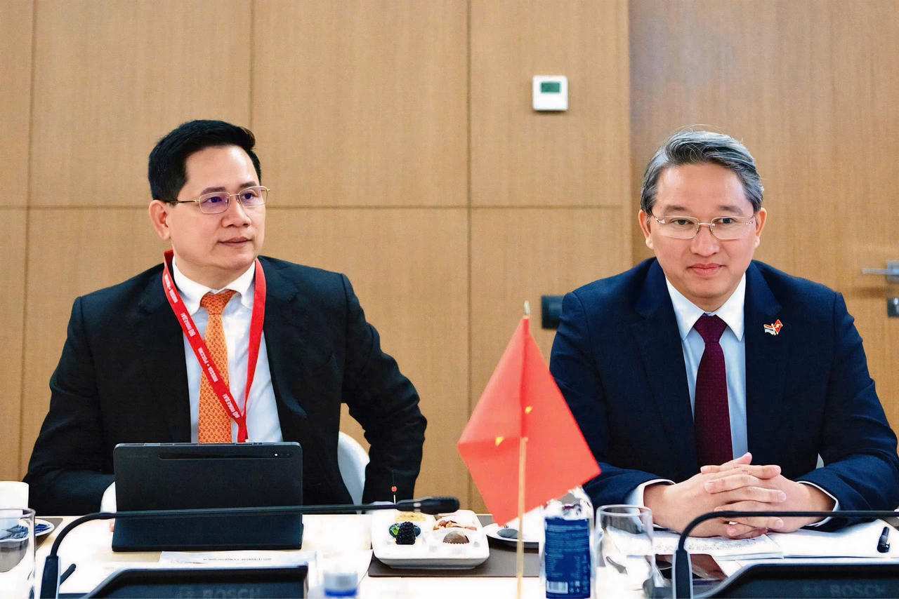 Làm sâu sắc hơn quan hệ hợp tác truyền thống về pháp luật và tư pháp Việt Nam - Liên bang Nga