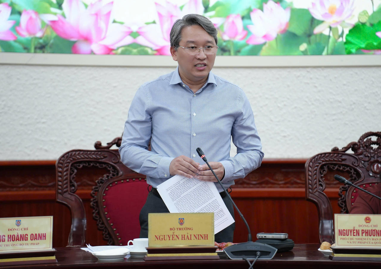 Bộ Tư pháp tổ chức Hội nghị lấy ý kiến về dự thảo Nghị quyết sửa đổi, bổ sung một số điều của Hiến pháp năm 2013