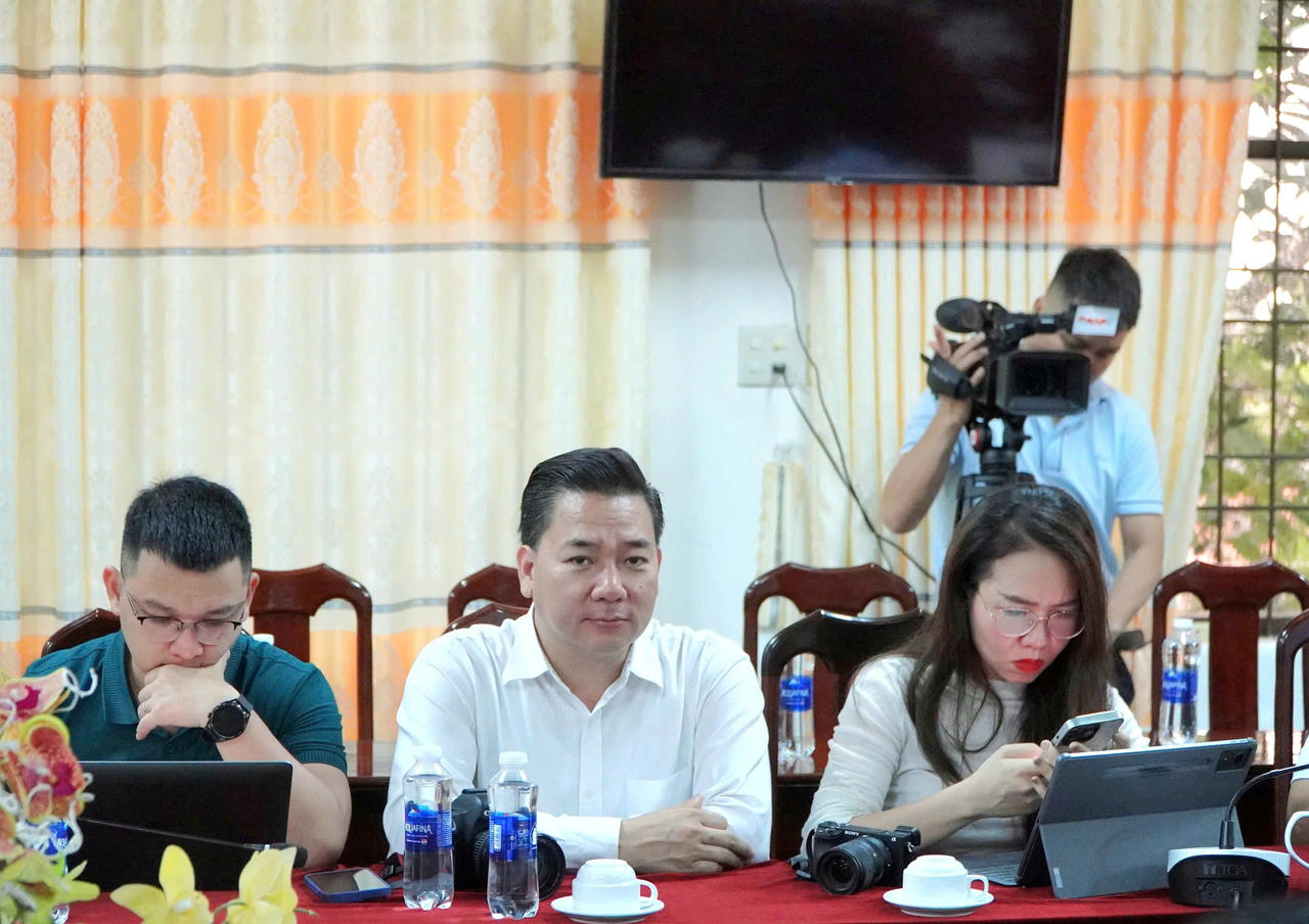 Đoàn công tác của Tổng cục Thi hành án dân sự làm việc tại Kiên Giang, Cà Mau