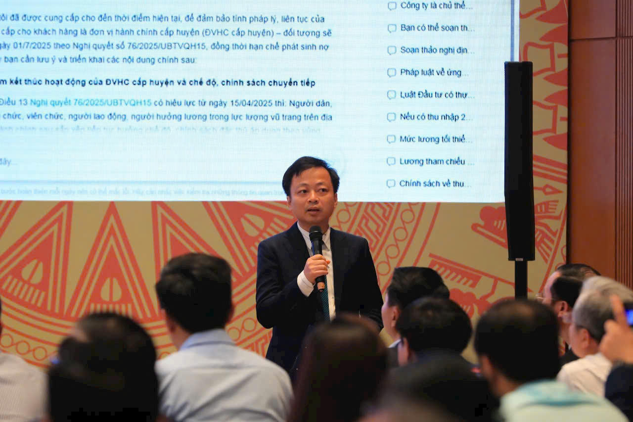 Thủ tướng Phạm Minh Chính khai trương Cổng Pháp luật quốc gia